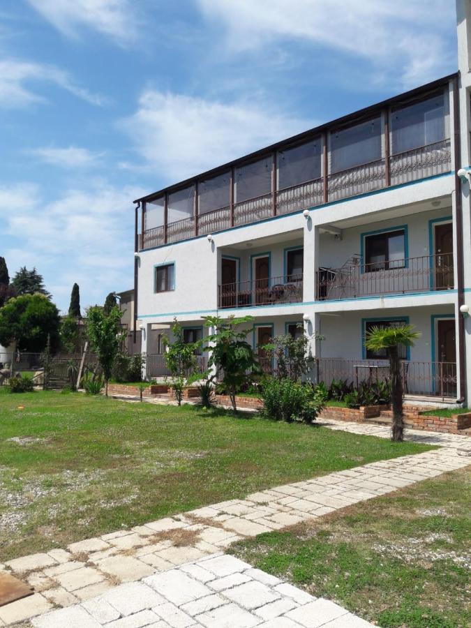 Apsa Butik Hotel Sochumi Exterior foto