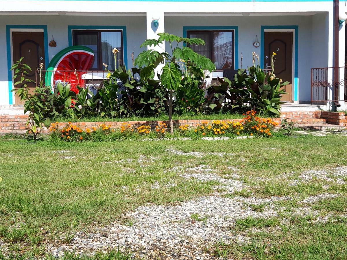 Apsa Butik Hotel Sochumi Exterior foto